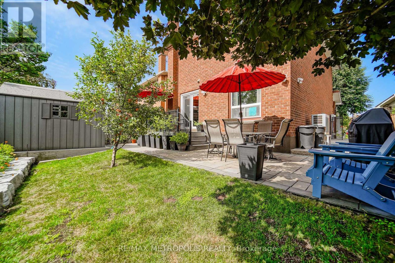 38 Langholm Court, Brampton, Ontario  L6Z 2X9 - Photo 19 - W13714522
