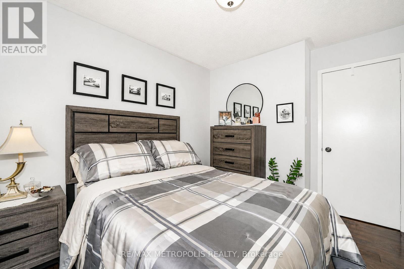38 Langholm Court, Brampton, Ontario  L6Z 2X9 - Photo 45 - W13714522