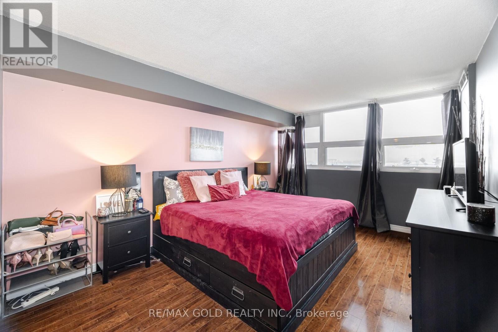 903 - 8 Lisa Street, Brampton, Ontario  L6T 4S6 - Photo 11 - W13714558