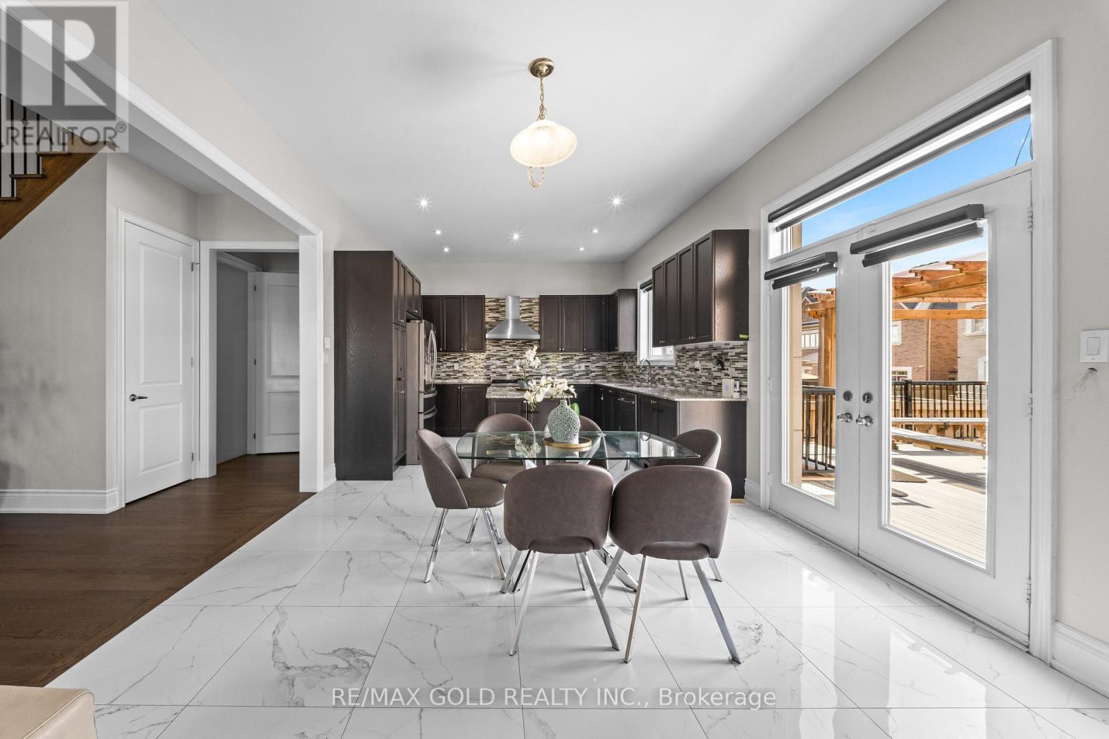 54 Gordon  Randle Drive, Brampton, Ontario  L6P 4H3 - Photo 10 - W13714588