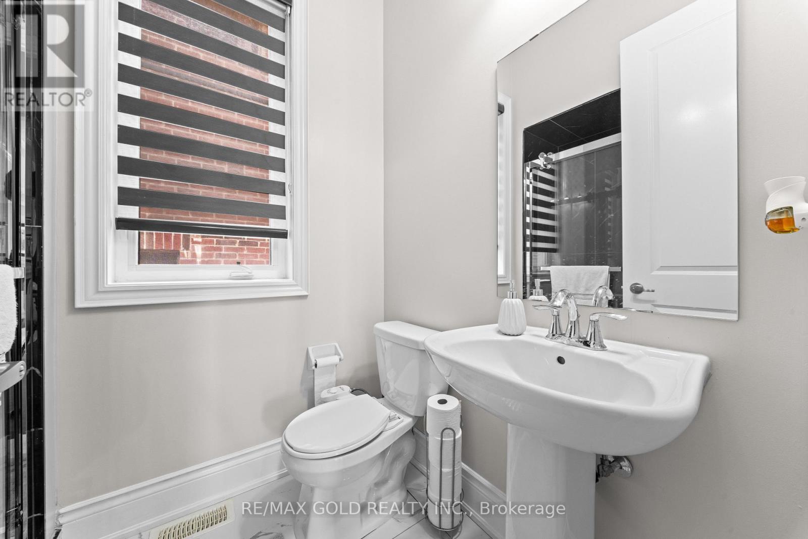 54 Gordon  Randle Drive, Brampton, Ontario  L6P 4H3 - Photo 16 - W13714588