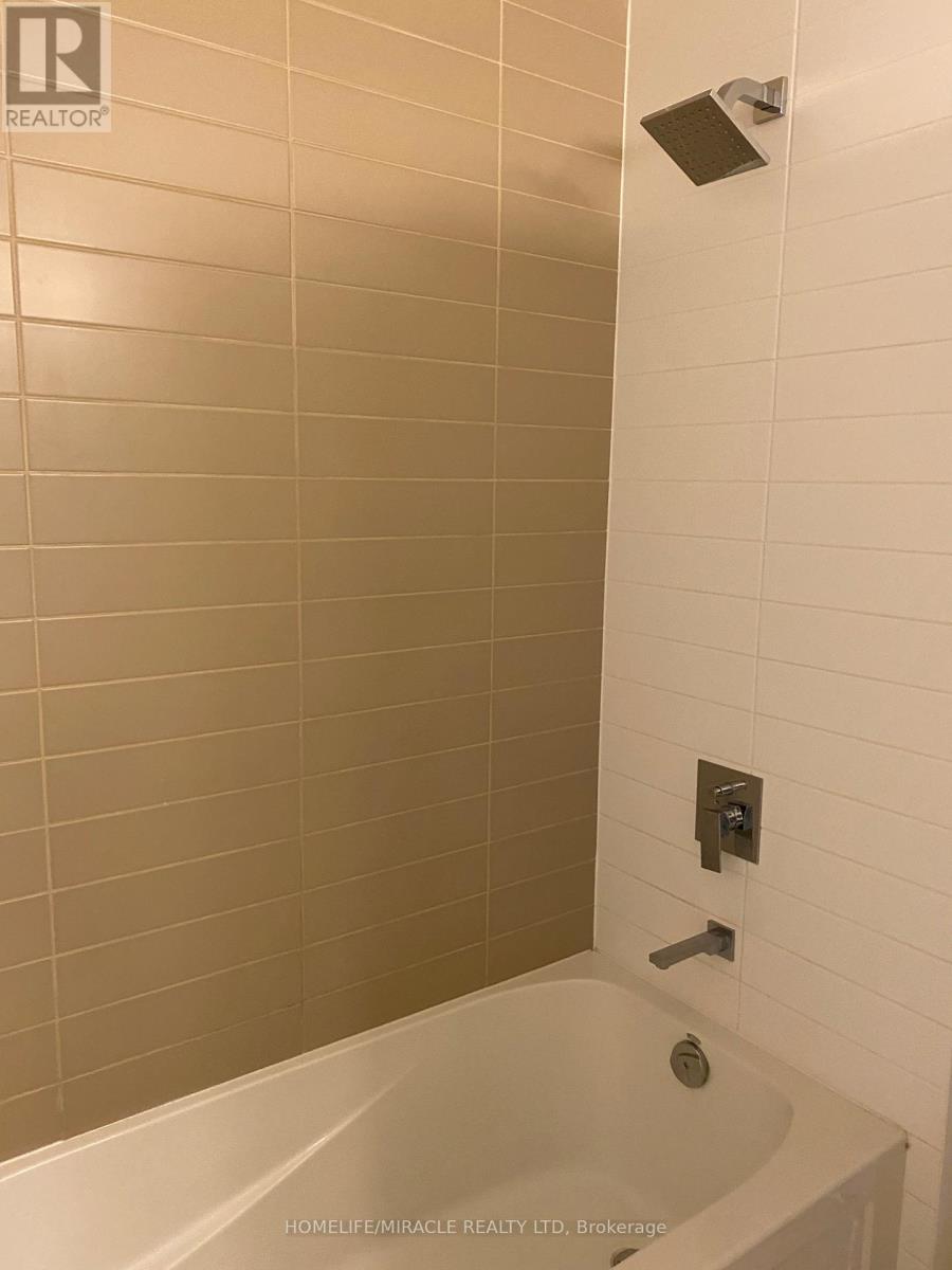 3004 - 4011 Brickstone Mews, Mississauga, Ontario  L5B 0J7 - Photo 9 - W13714646