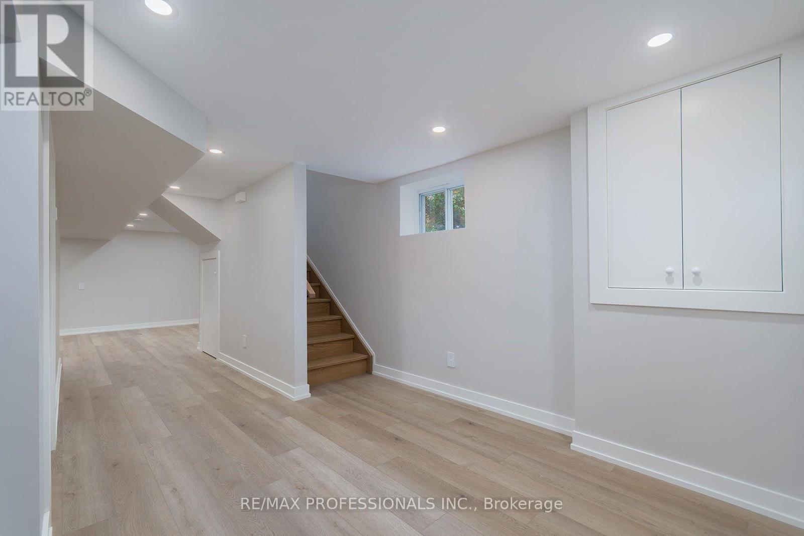 57 Enfield Avenue, Toronto, Ontario  M8W 1T6 - Photo 14 - W13714662