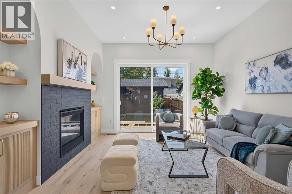 2421 32 Street SW, Calgary, Alberta  T3E 2R6 - Photo 4 - A2338118