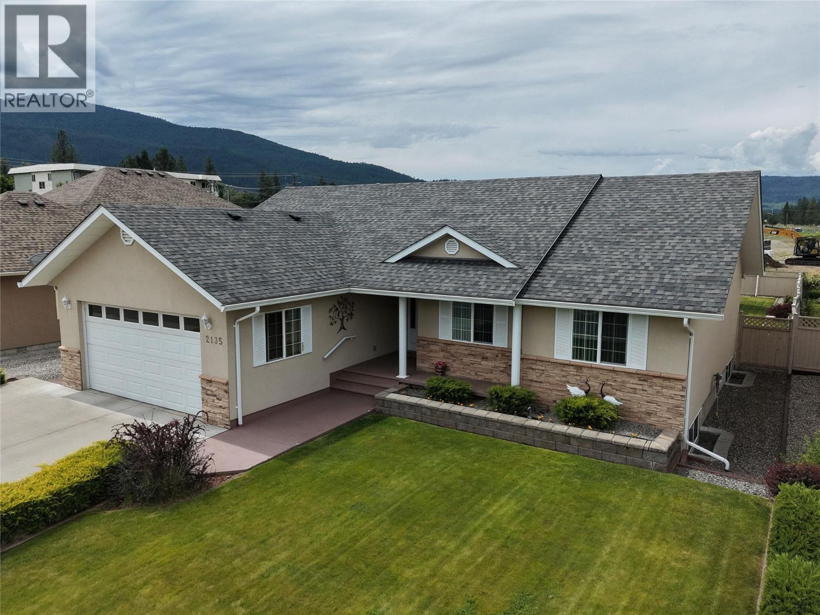 2135 Brycen Place, Grand Forks, British Columbia  V0H 1H0 - Photo 2 - 10389780