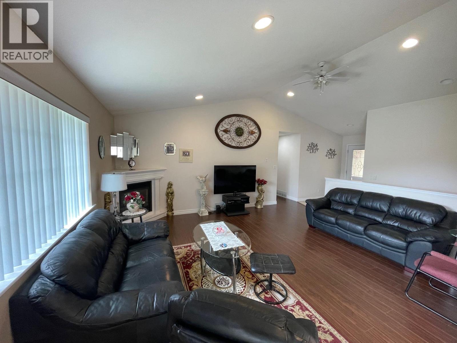 2135 Brycen Place, Grand Forks, British Columbia  V0H 1H0 - Photo 9 - 10389780