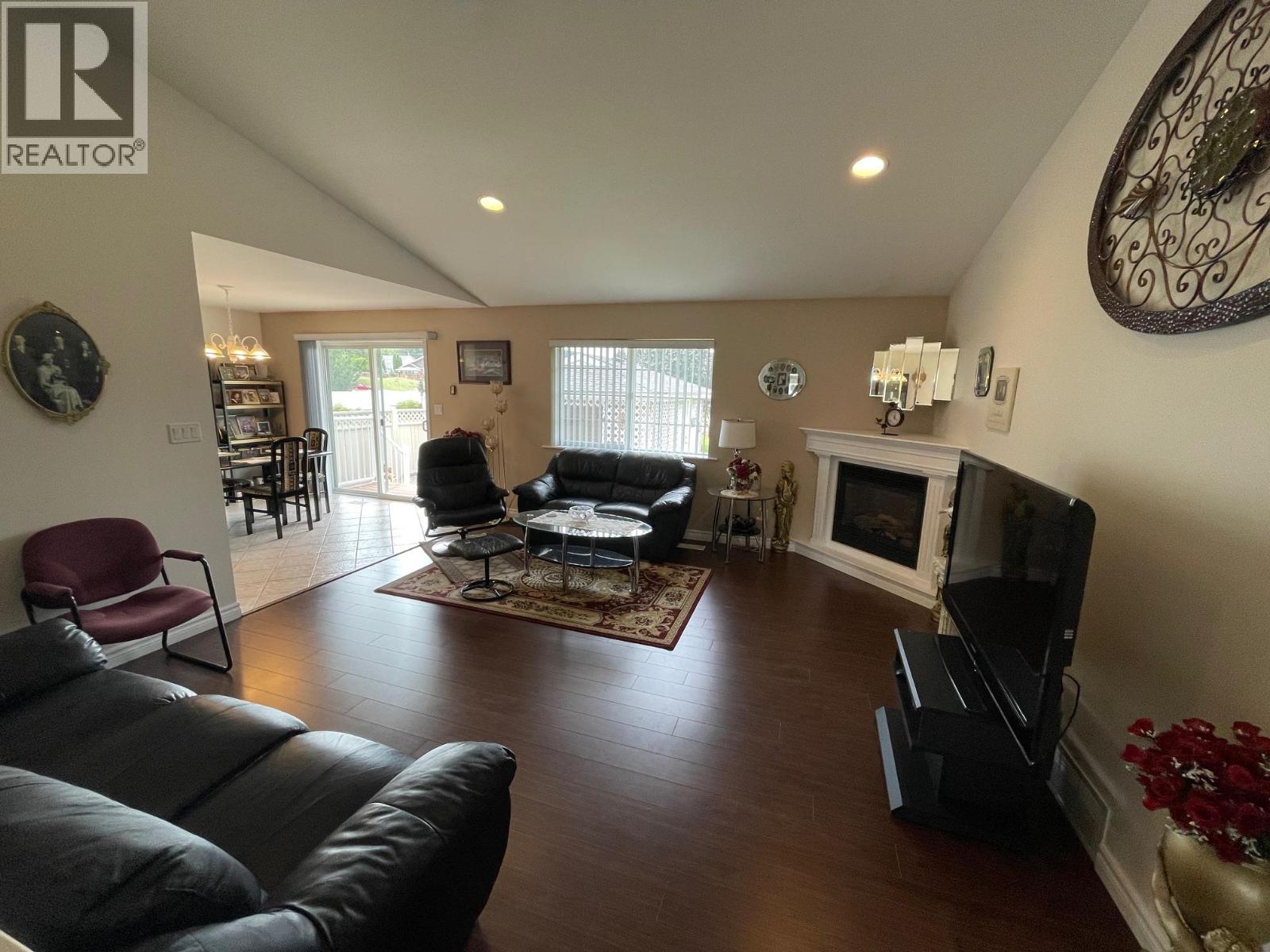 2135 Brycen Place, Grand Forks, British Columbia  V0H 1H0 - Photo 10 - 10389780