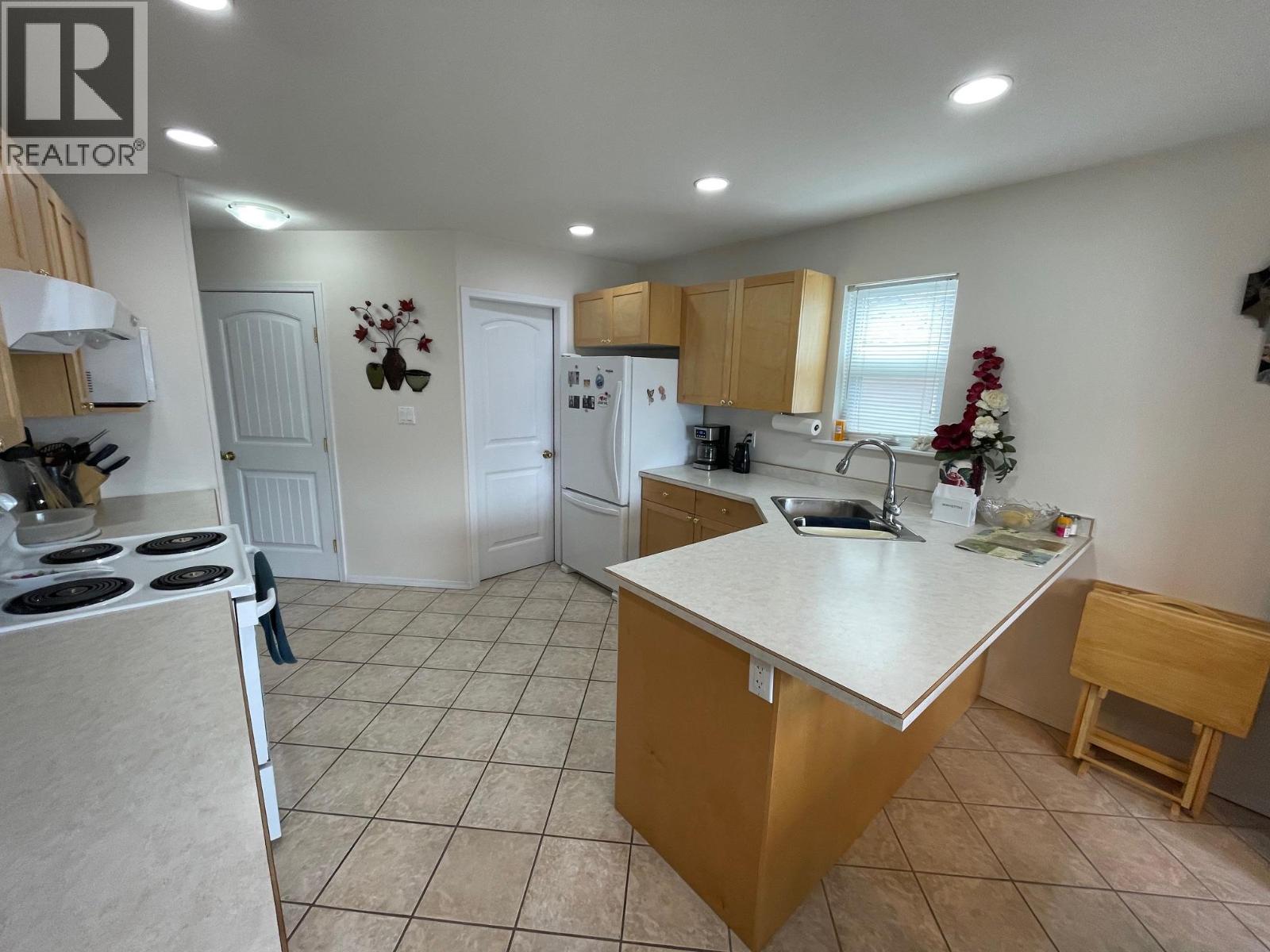 2135 Brycen Place, Grand Forks, British Columbia  V0H 1H0 - Photo 20 - 10389780