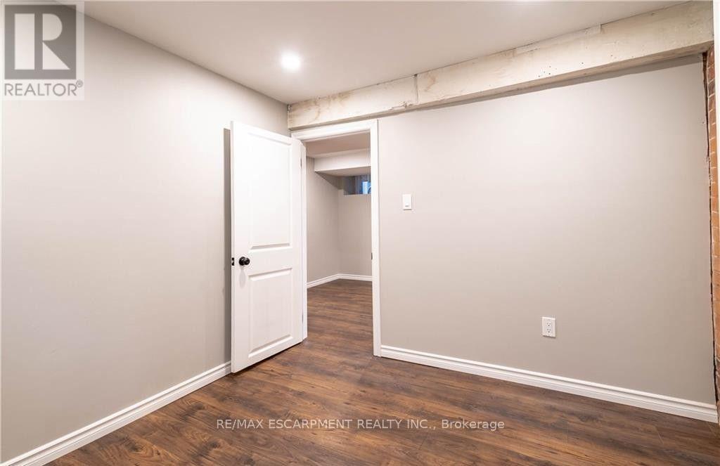 B - 50 Burris Street, Hamilton, Ontario  L8M 2J4 - Photo 11 - X13714636
