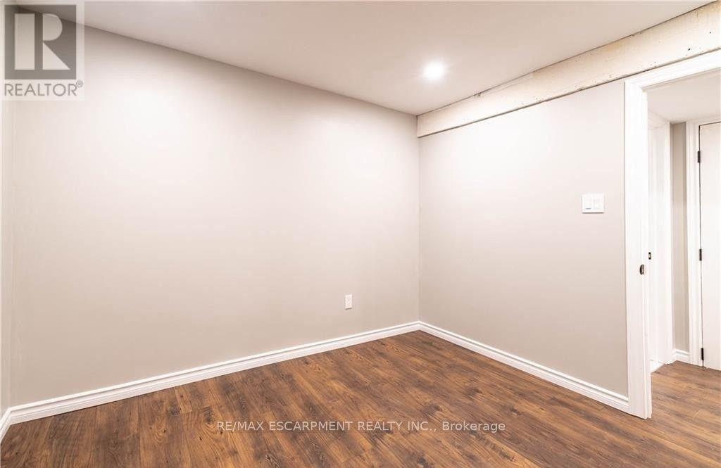 B - 50 Burris Street, Hamilton, Ontario  L8M 2J4 - Photo 12 - X13714636