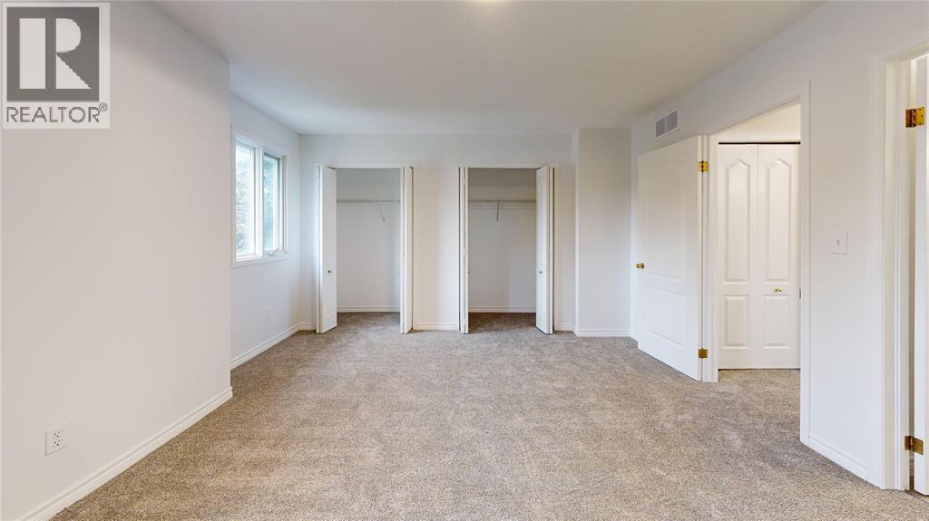 266 London Road, Sarnia, Ontario  N7T 4V8 - Photo 11 - 26020289
