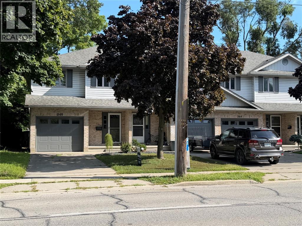 266 London Road, Sarnia, Ontario  N7T 4V8 - Photo 3 - 26020289