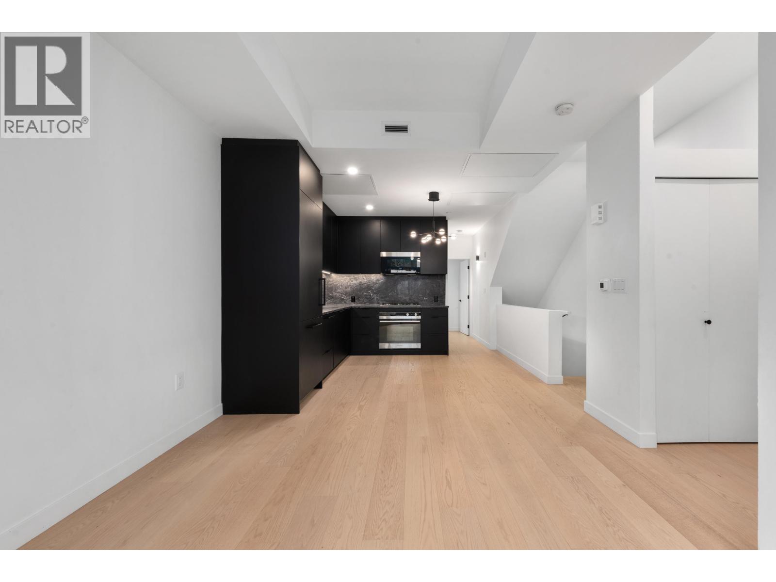 122 650 E 2nd Street, North Vancouver, British Columbia  V7L 1E3 - Photo 14 - R3137491