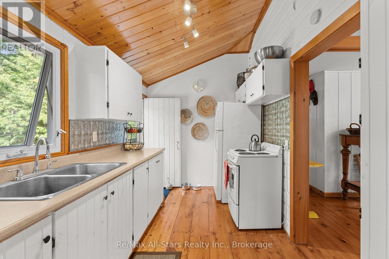21 Third Street, Kawartha Lakes, Ontario  K0M 1N0 - Photo 9 - X13711704