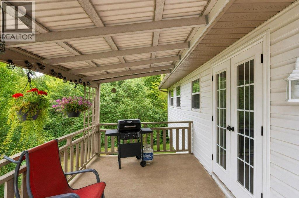 1791 15 Avenue NE, Salmon Arm, British Columbia  V1E 2T7 - Photo 20 - 10397744
