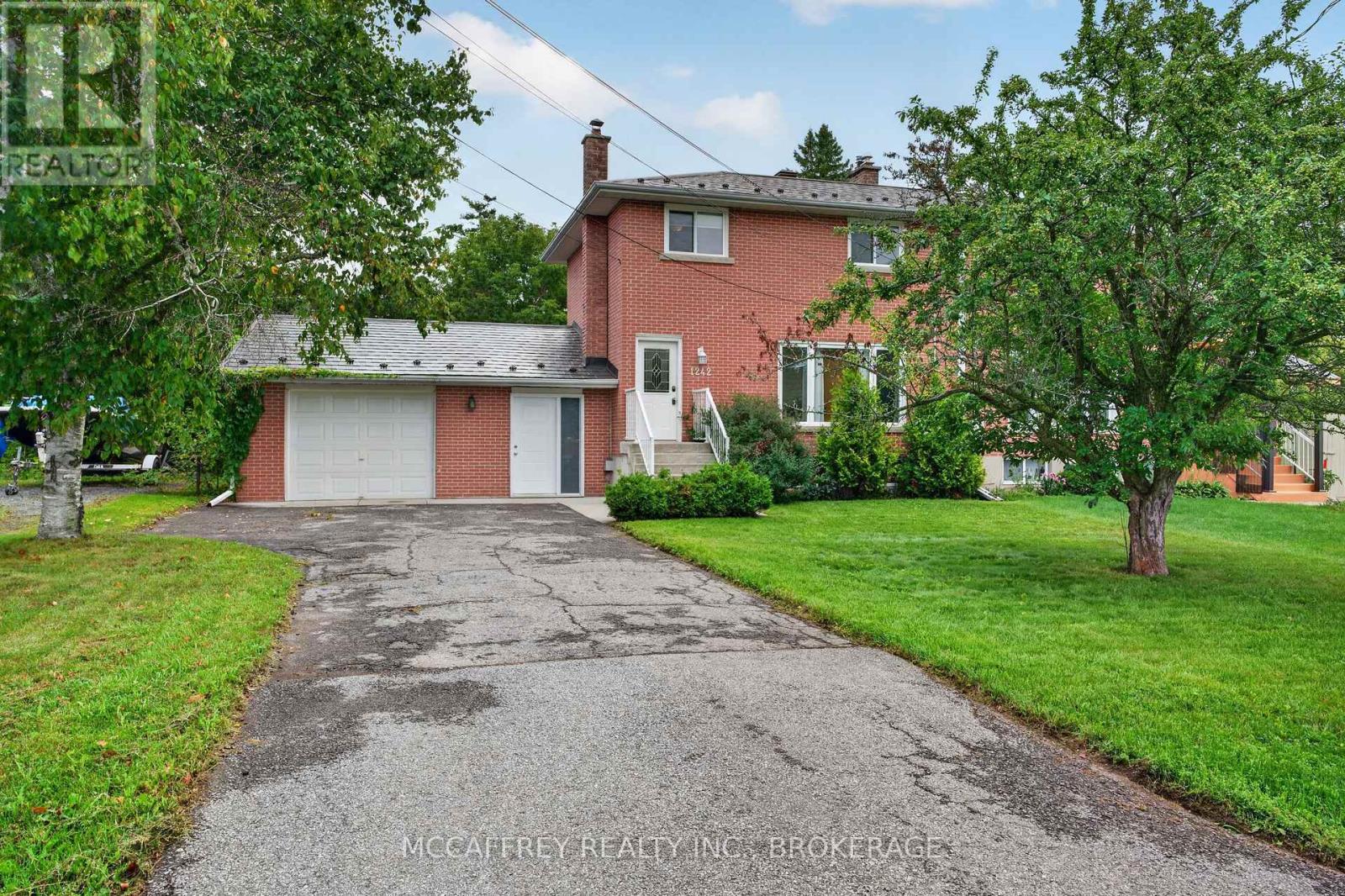 1242 Leyton Avenue, Kingston, Ontario