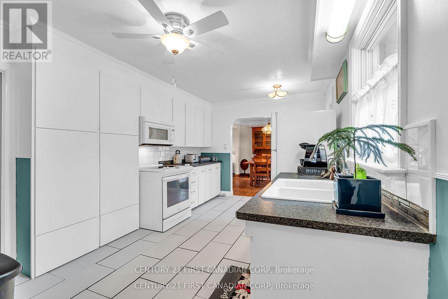 648 Westwood Drive, London South, Ontario  N6K 1A7 - Photo 14 - X13714720