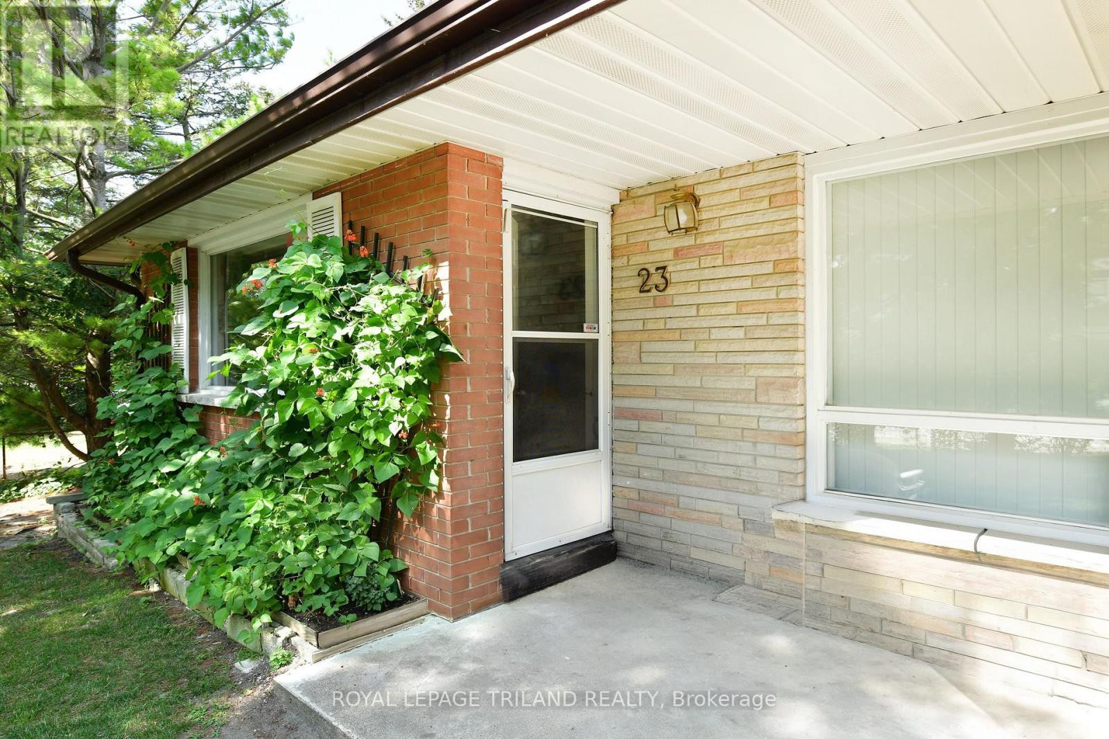 27 Hill Street, Lambton Shores, Ontario  N0M 1T0 - Photo 16 - X13714772