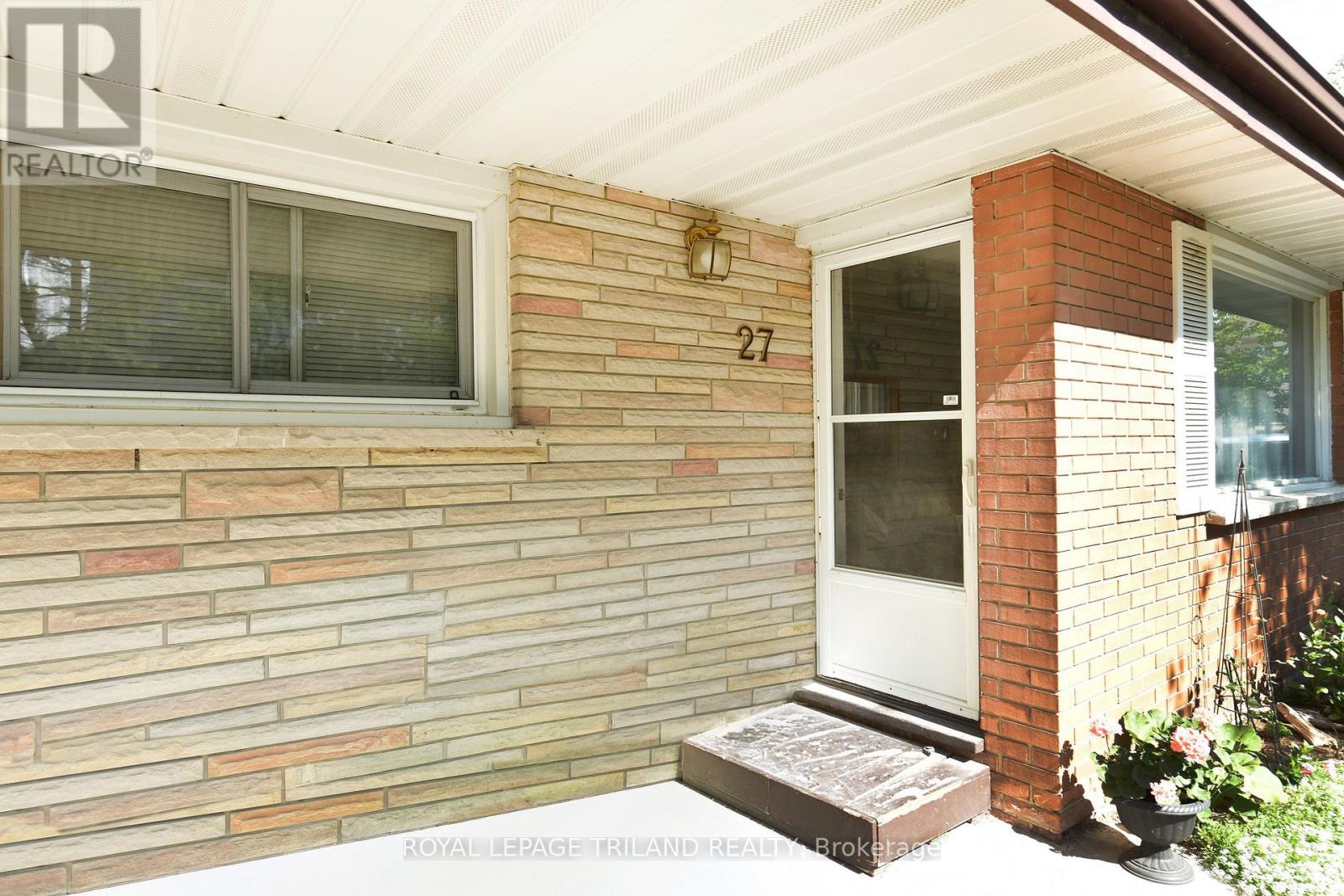 27 Hill Street, Lambton Shores, Ontario  N0M 1T0 - Photo 17 - X13714772