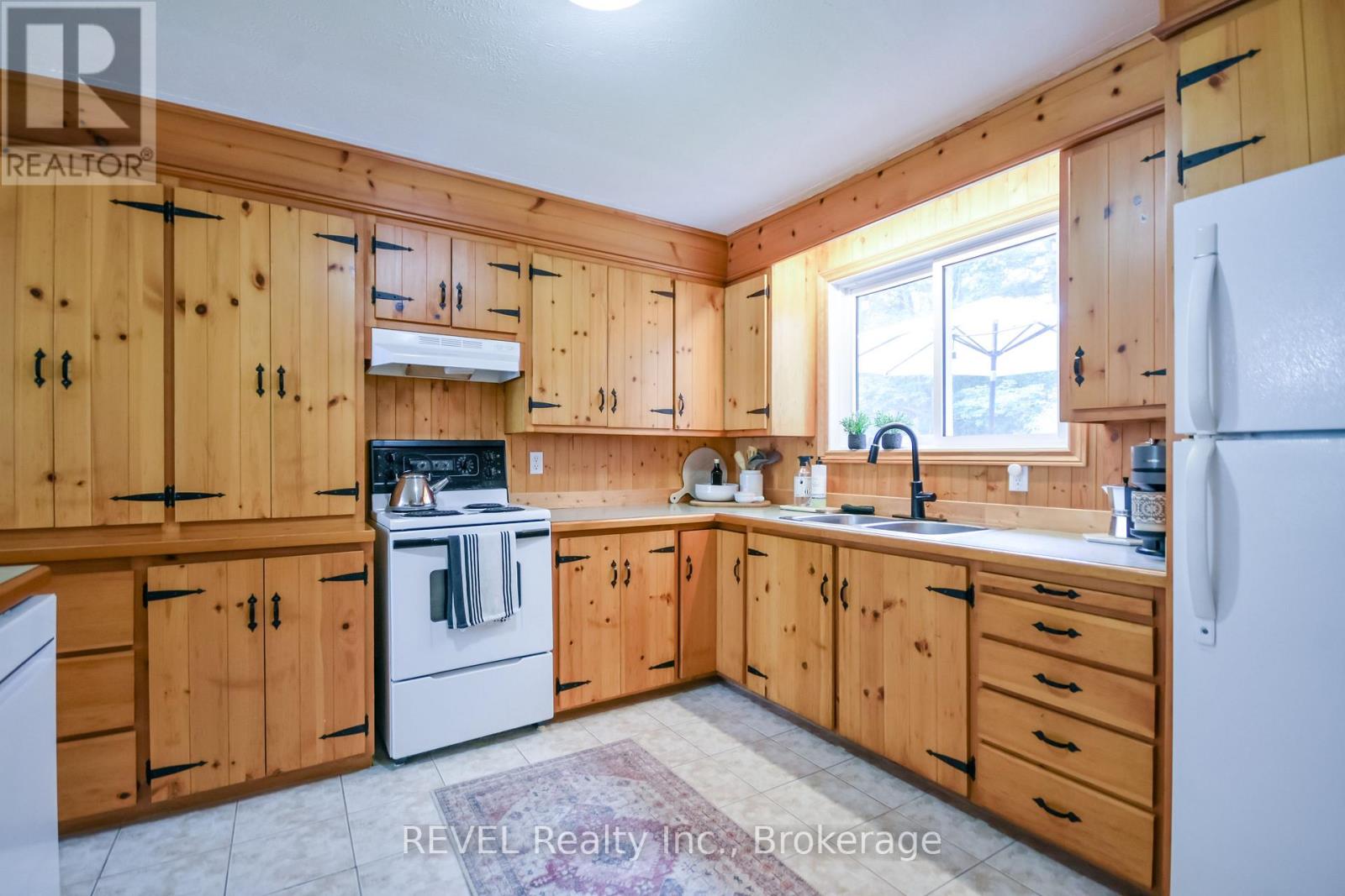 34 Trout Lane, Tiny, Ontario  L9M 0J1 - Photo 11 - S13714784
