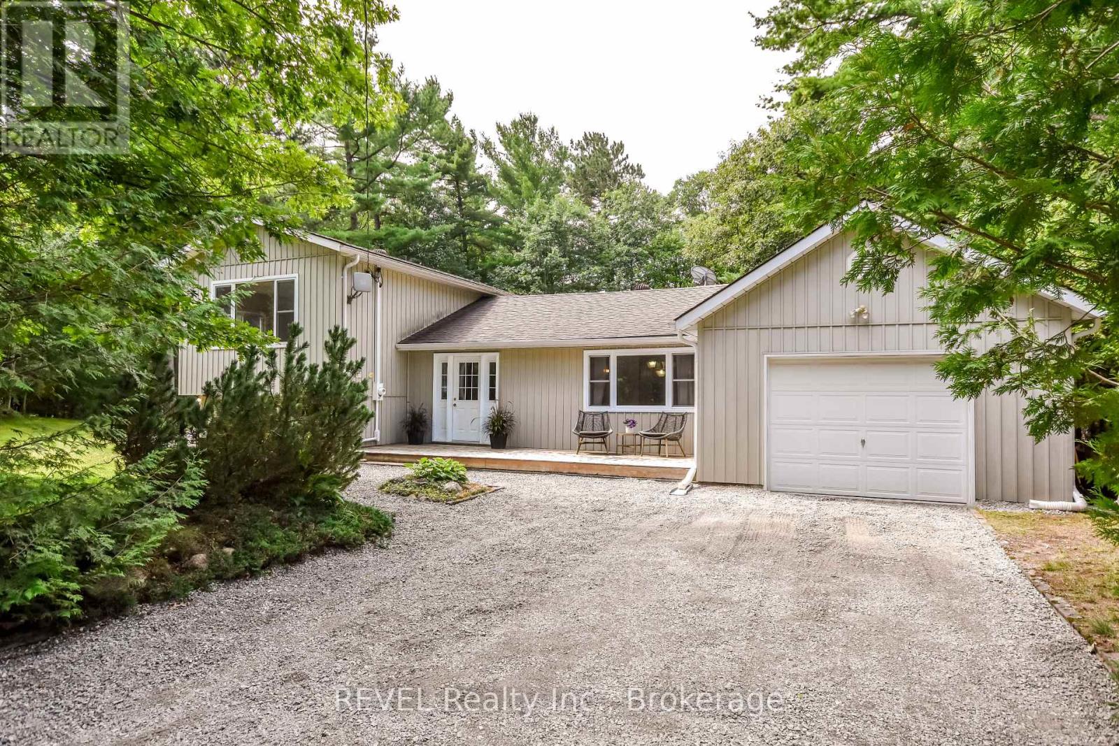34 Trout Lane, Tiny, Ontario  L9M 0J1 - Photo 2 - S13714784
