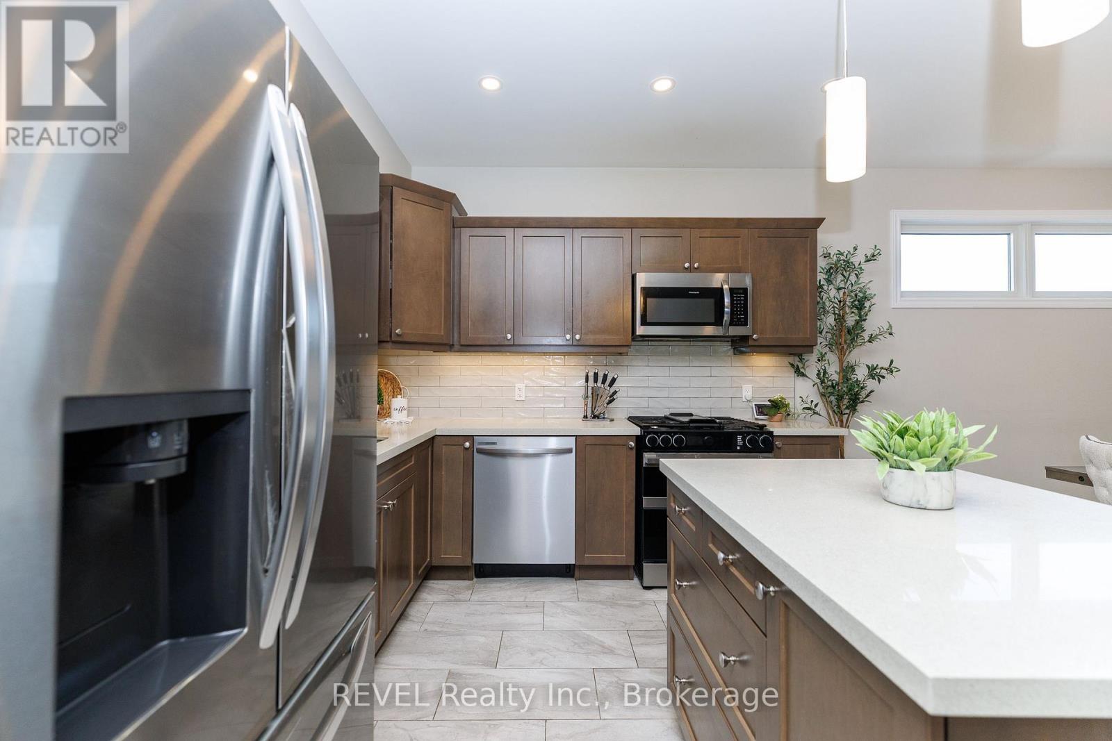 8961 Emily Boulevard, Niagara Falls, Ontario  L2H 3T1 - Photo 10 - X13714738