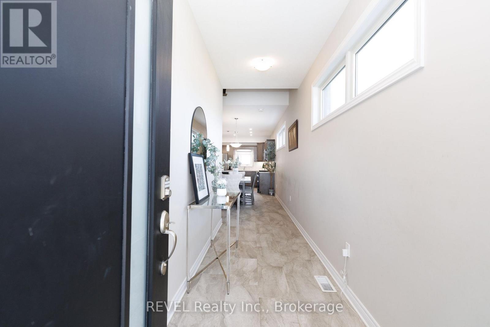 8961 Emily Boulevard, Niagara Falls, Ontario  L2H 3T1 - Photo 4 - X13714738