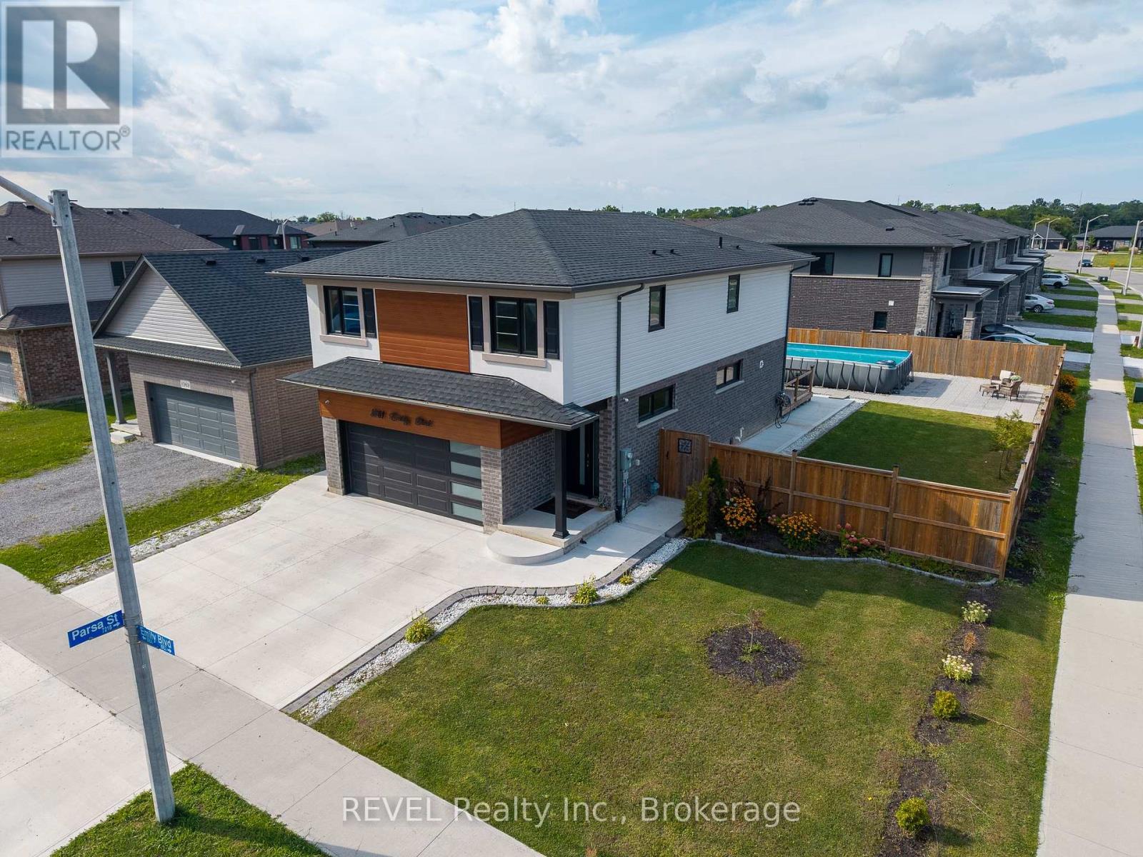 8961 Emily Boulevard, Niagara Falls, Ontario  L2H 3T1 - Photo 41 - X13714738