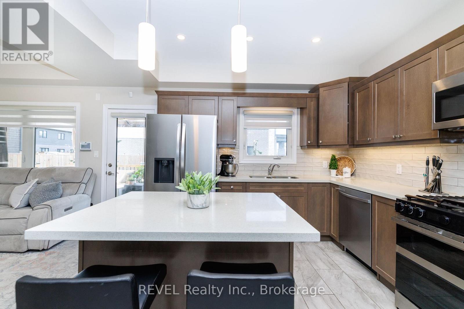 8961 Emily Boulevard, Niagara Falls, Ontario  L2H 3T1 - Photo 7 - X13714738