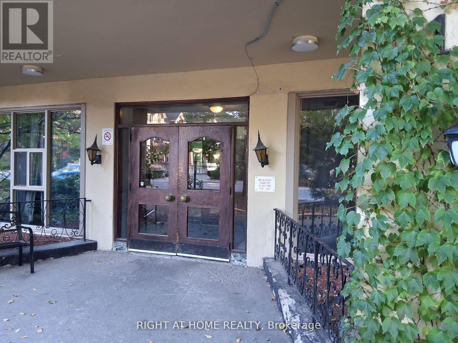 103 - 191 St George Street, Toronto, Ontario  M5R 2M6 - Photo 2 - C13714724