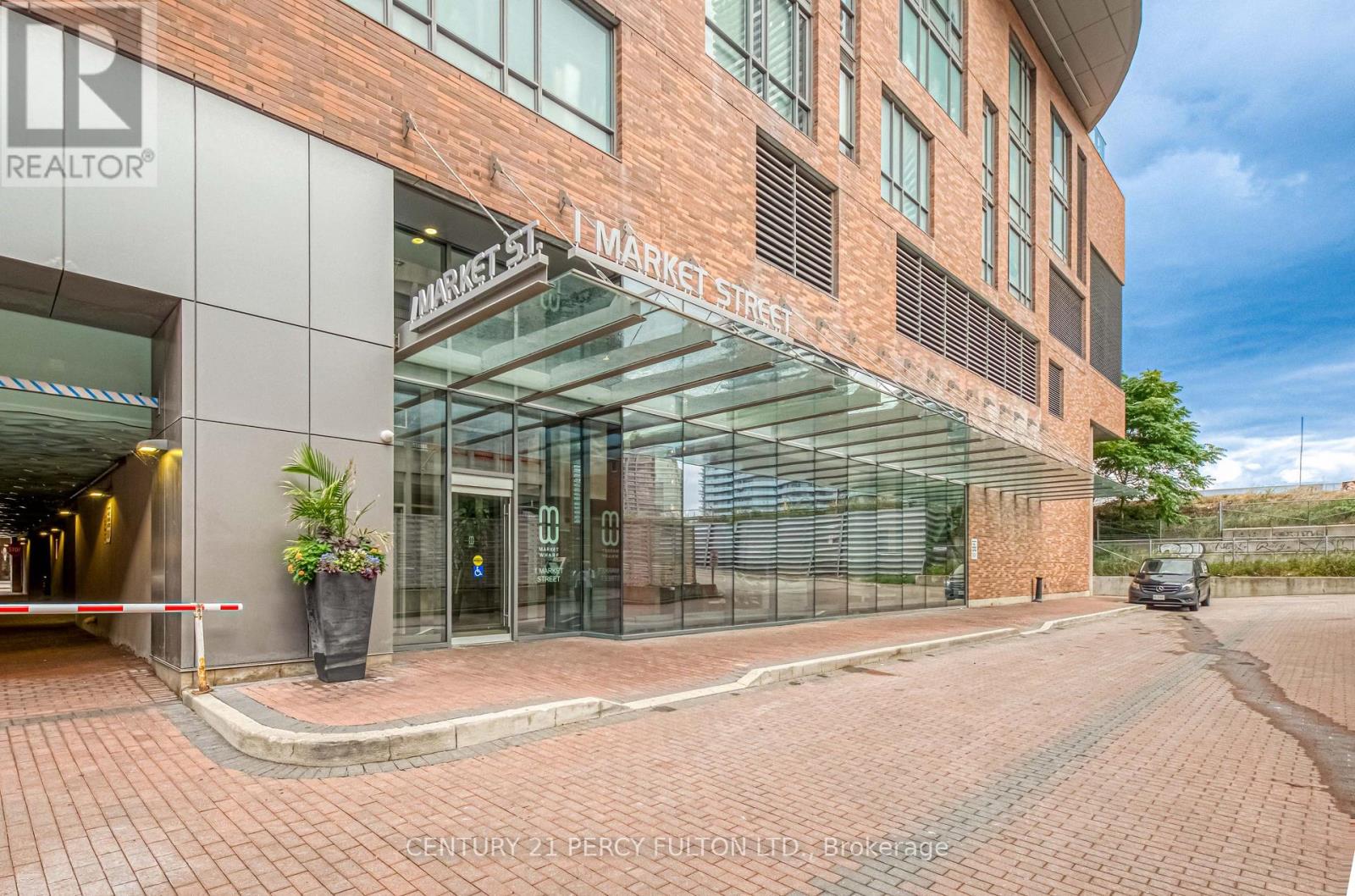 801 - 1 Market Street, Toronto, Ontario  M5E 0A2 - Photo 3 - C13714774