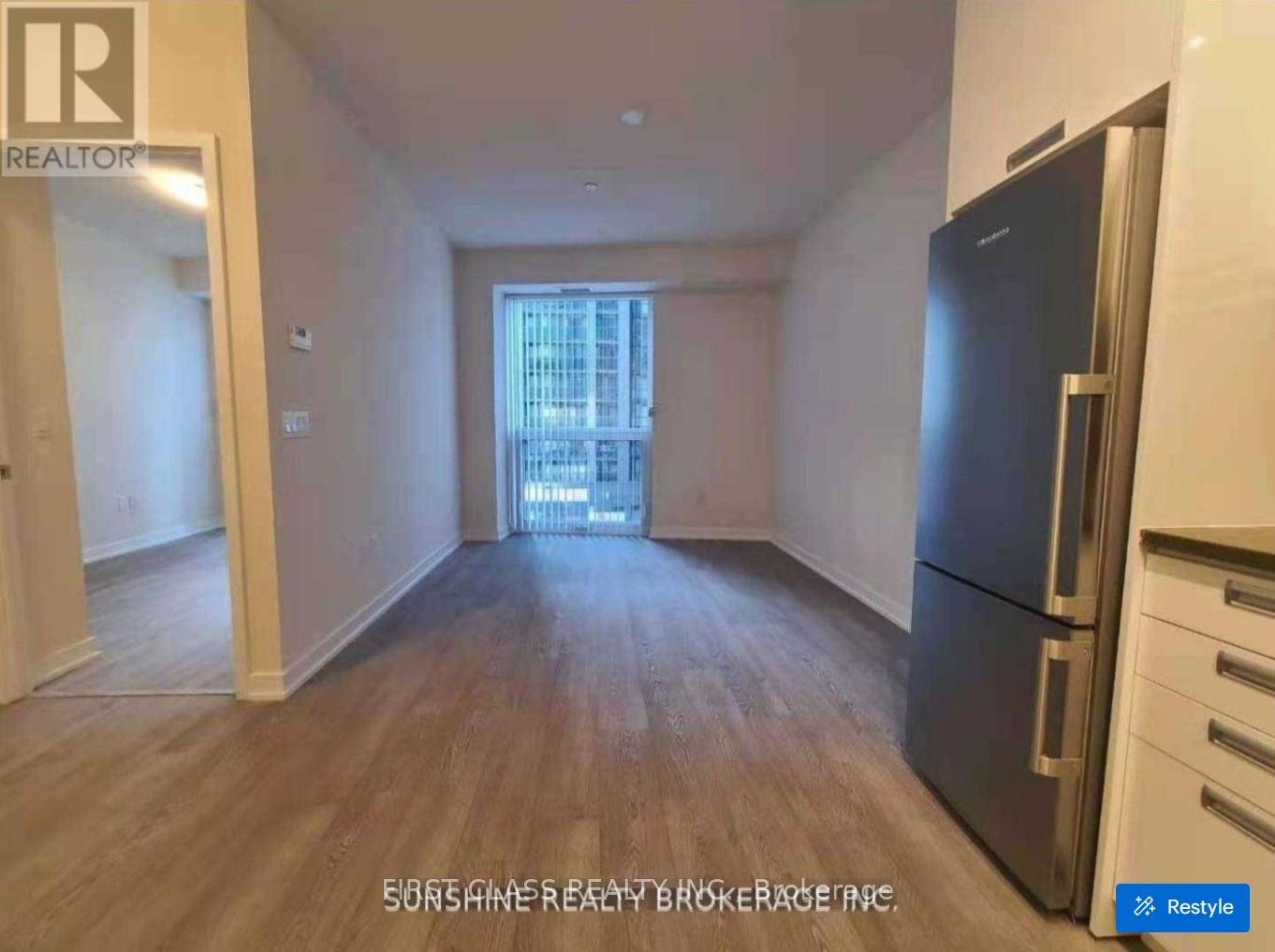 303 - 99 JOHN STREET, Toronto, Ontario