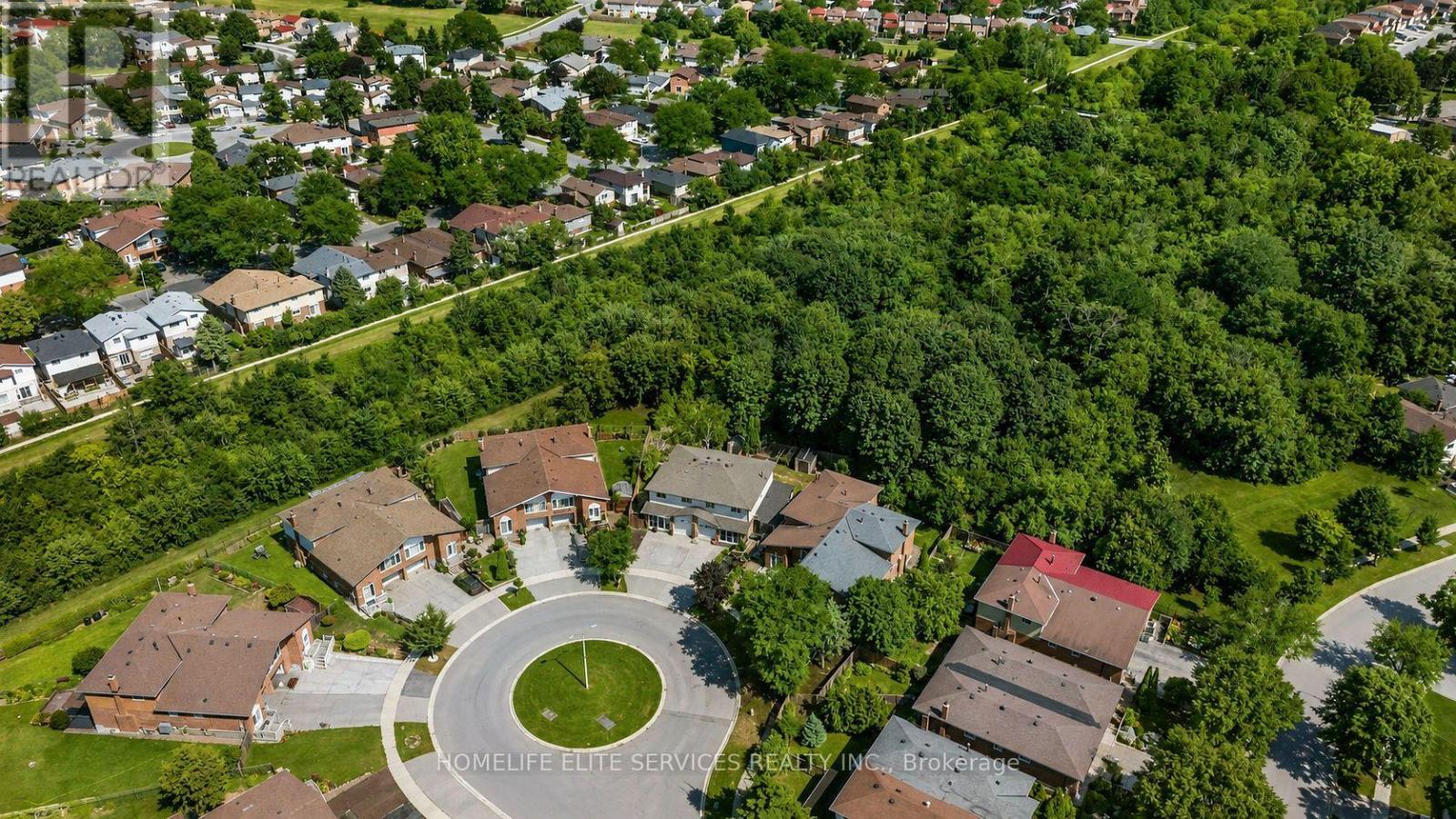 44 Greenhedges Court, Toronto, Ontario  M1B 1T2 - Photo 5 - E13714750