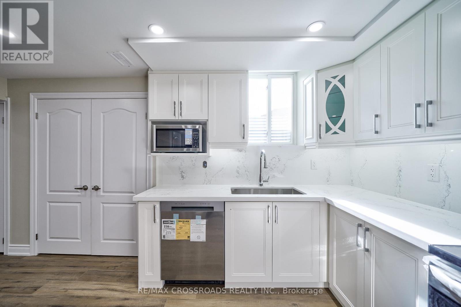 Lower - 67 Medland Avenue, Whitby, Ontario  L1P 1S7 - Photo 14 - E13714786