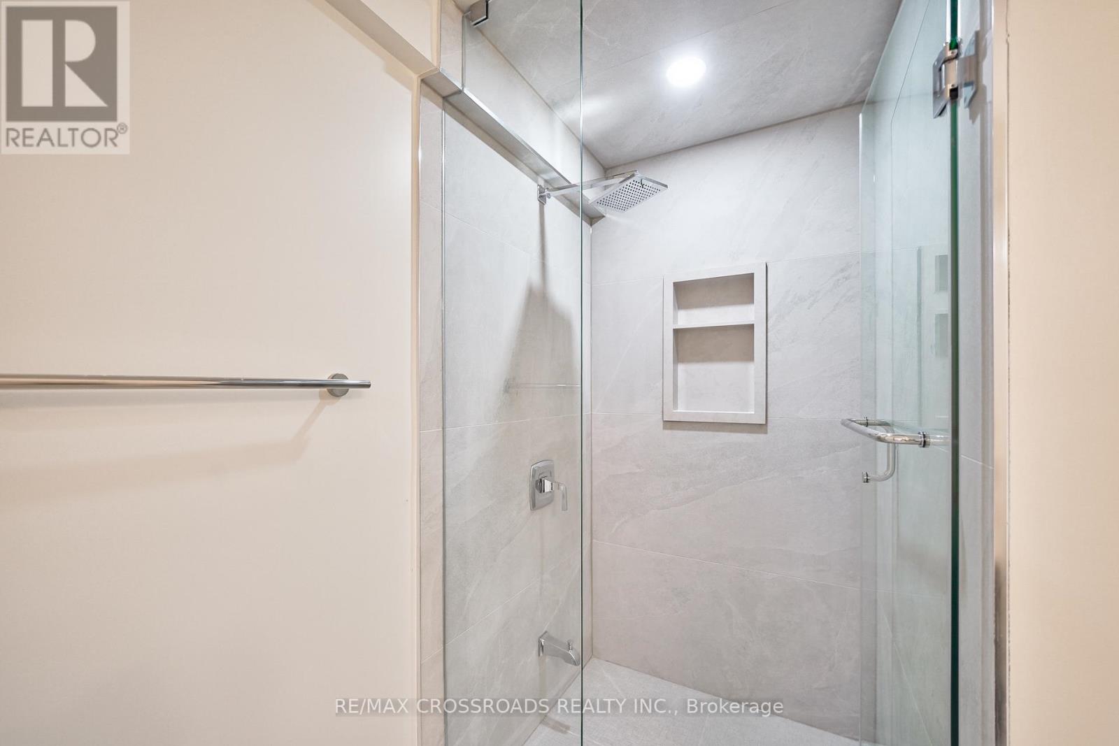 Lower - 67 Medland Avenue, Whitby, Ontario  L1P 1S7 - Photo 18 - E13714786
