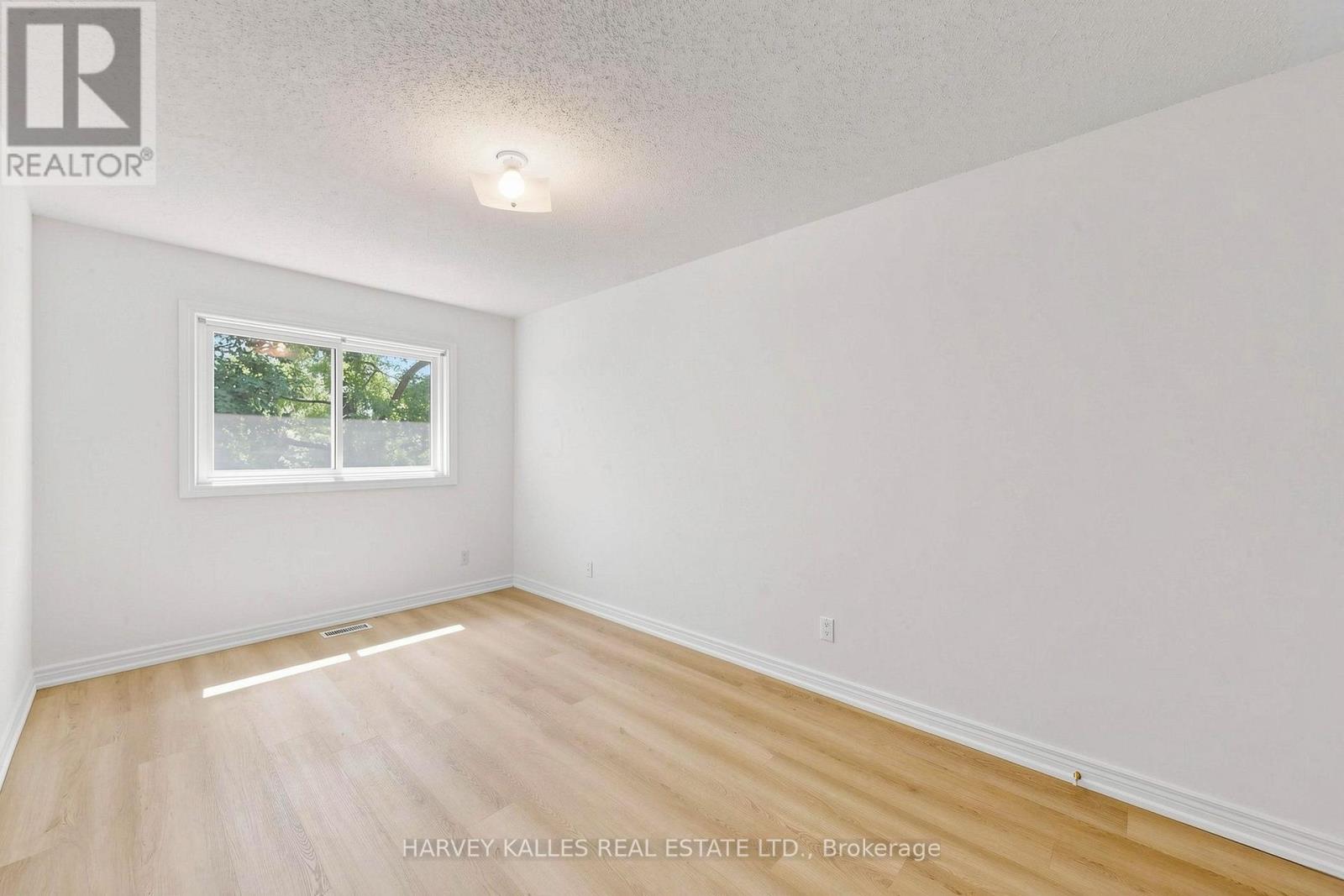 15 Woodville Avenue, Toronto, Ontario  M4K 2J5 - Photo 23 - E13714840