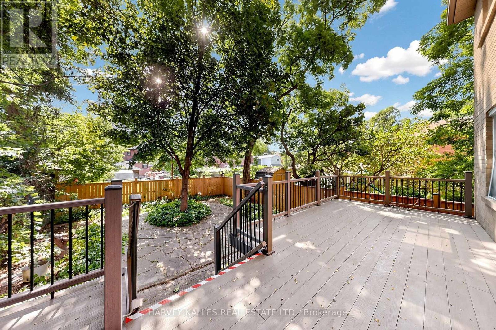 15 Woodville Avenue, Toronto, Ontario  M4K 2J5 - Photo 35 - E13714840