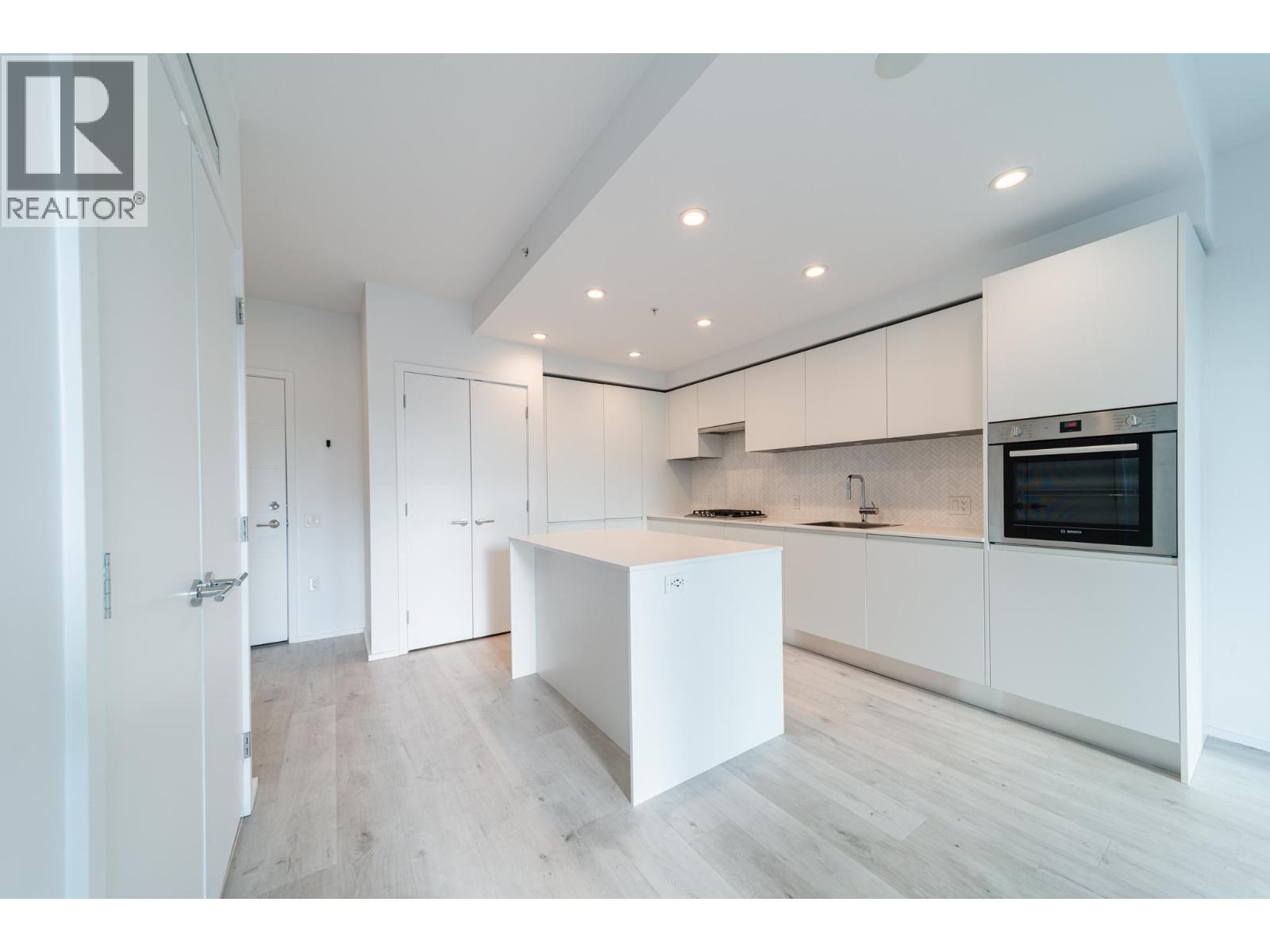 302 3833 Evergreen Place, Burnaby, British Columbia  V3J 0M2 - Photo 6 - R3158974