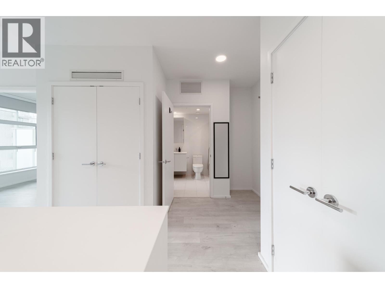 302 3833 Evergreen Place, Burnaby, British Columbia  V3J 0M2 - Photo 8 - R3158974