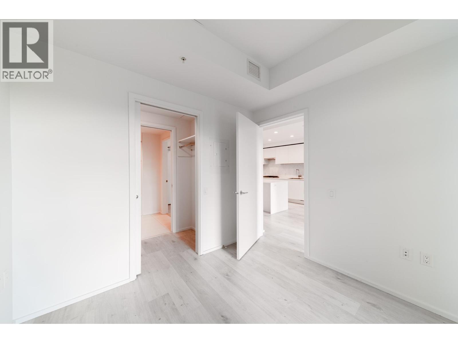 302 3833 Evergreen Place, Burnaby, British Columbia  V3J 0M2 - Photo 9 - R3158974