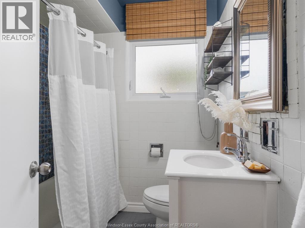 3694 Askin, Windsor, Ontario  N9E 3J9 - Photo 20 - 26020874