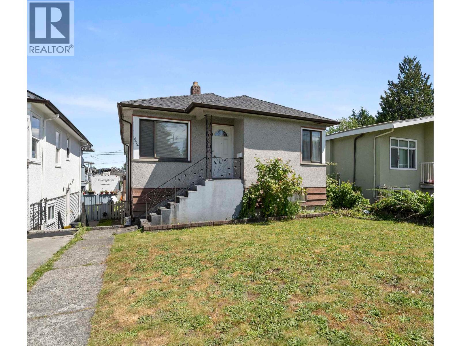 942 NANAIMO STREET, Vancouver, British Columbia