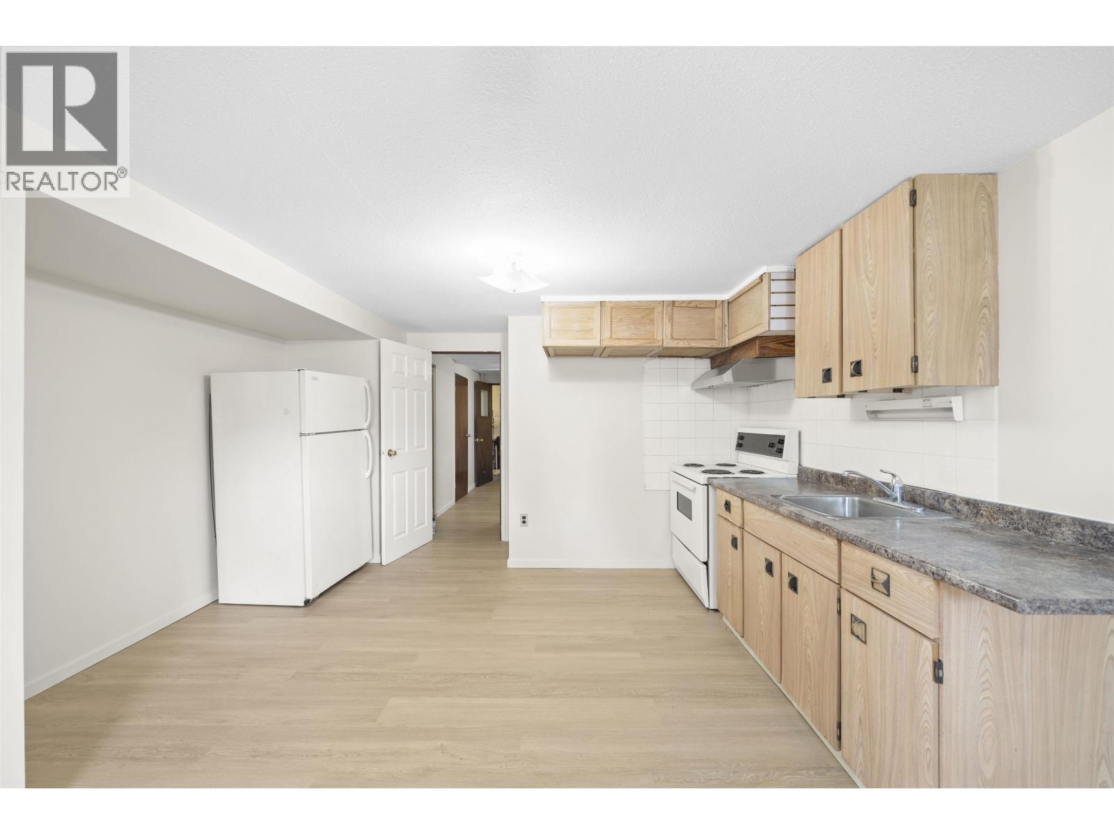 942 Nanaimo Street, Vancouver, British Columbia  V5L 4S9 - Photo 14 - R3159012
