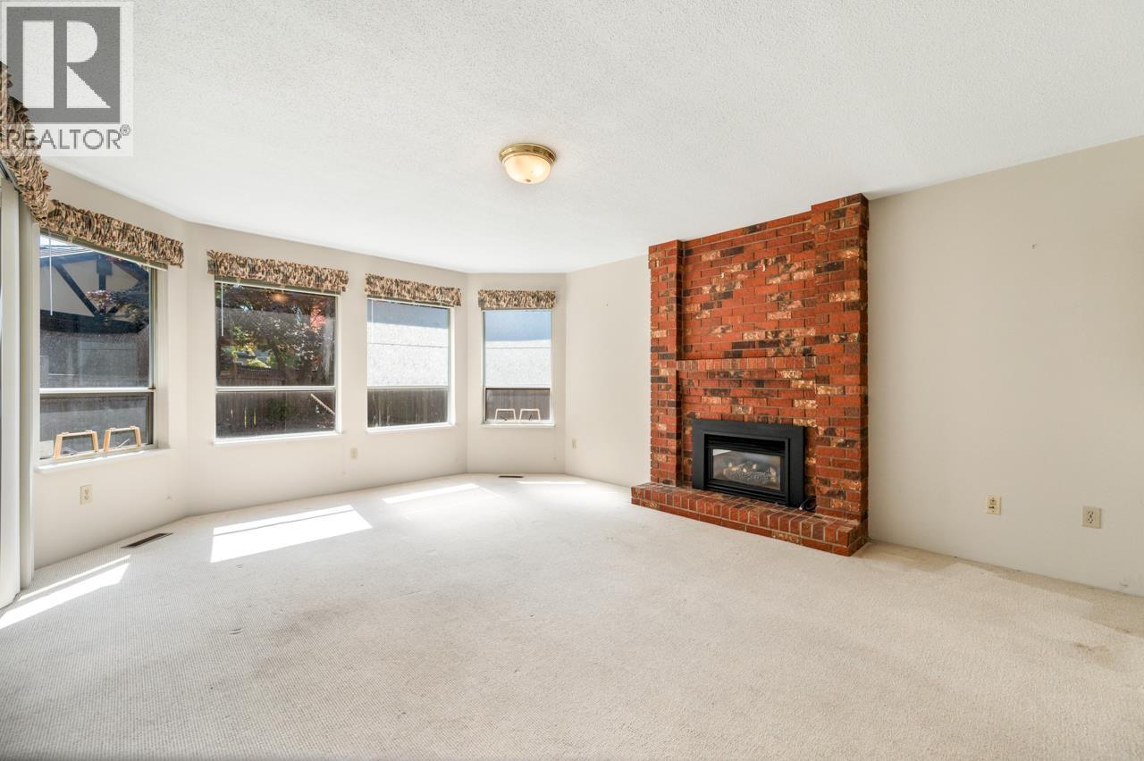 5811 Pearl Court, Richmond, British Columbia V7C 5E5 - Photo 14 - R3159013