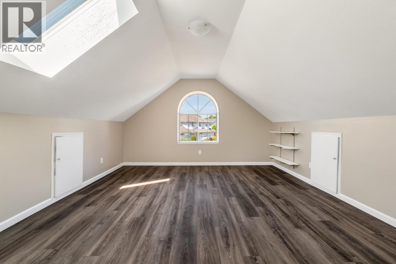 5811 Pearl Court, Richmond, British Columbia V7C 5E5 - Photo 21 - R3159013