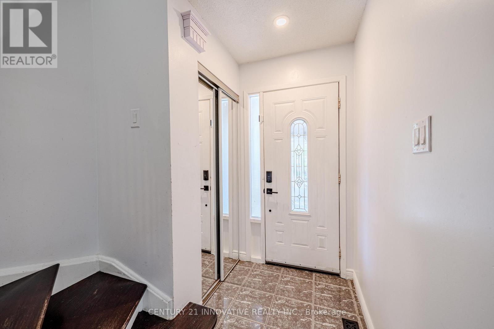 93 William Honey Crescent, Markham, Ontario  L3S 2M2 - Photo 4 - N13714836