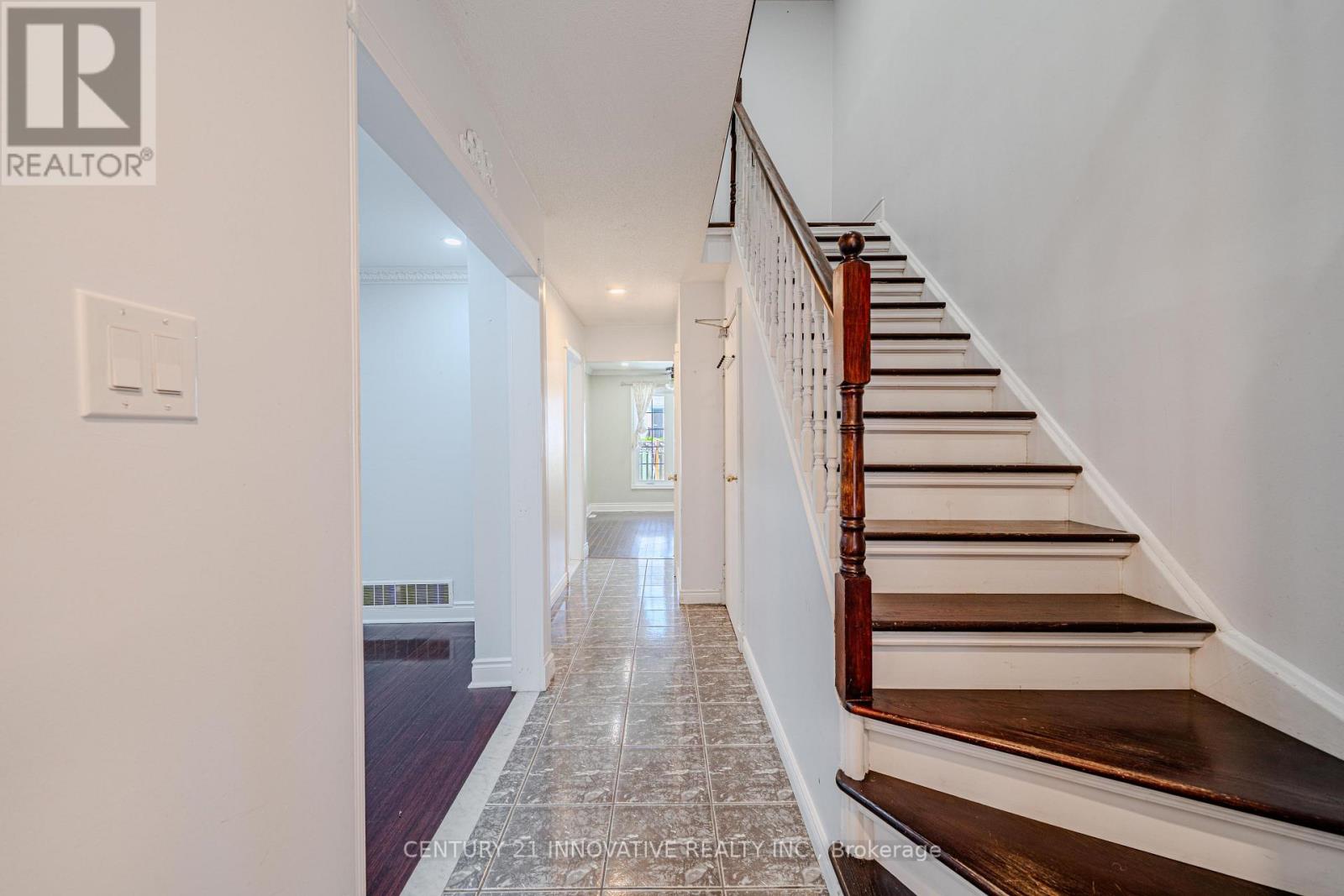 93 William Honey Crescent, Markham, Ontario  L3S 2M2 - Photo 9 - N13714836