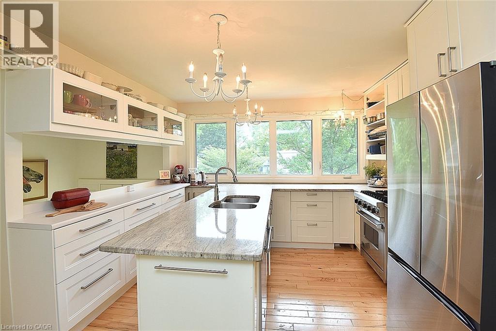 843 Governor's Road, Dundas, Ontario  L9H 5E3 - Photo 9 - 40858195
