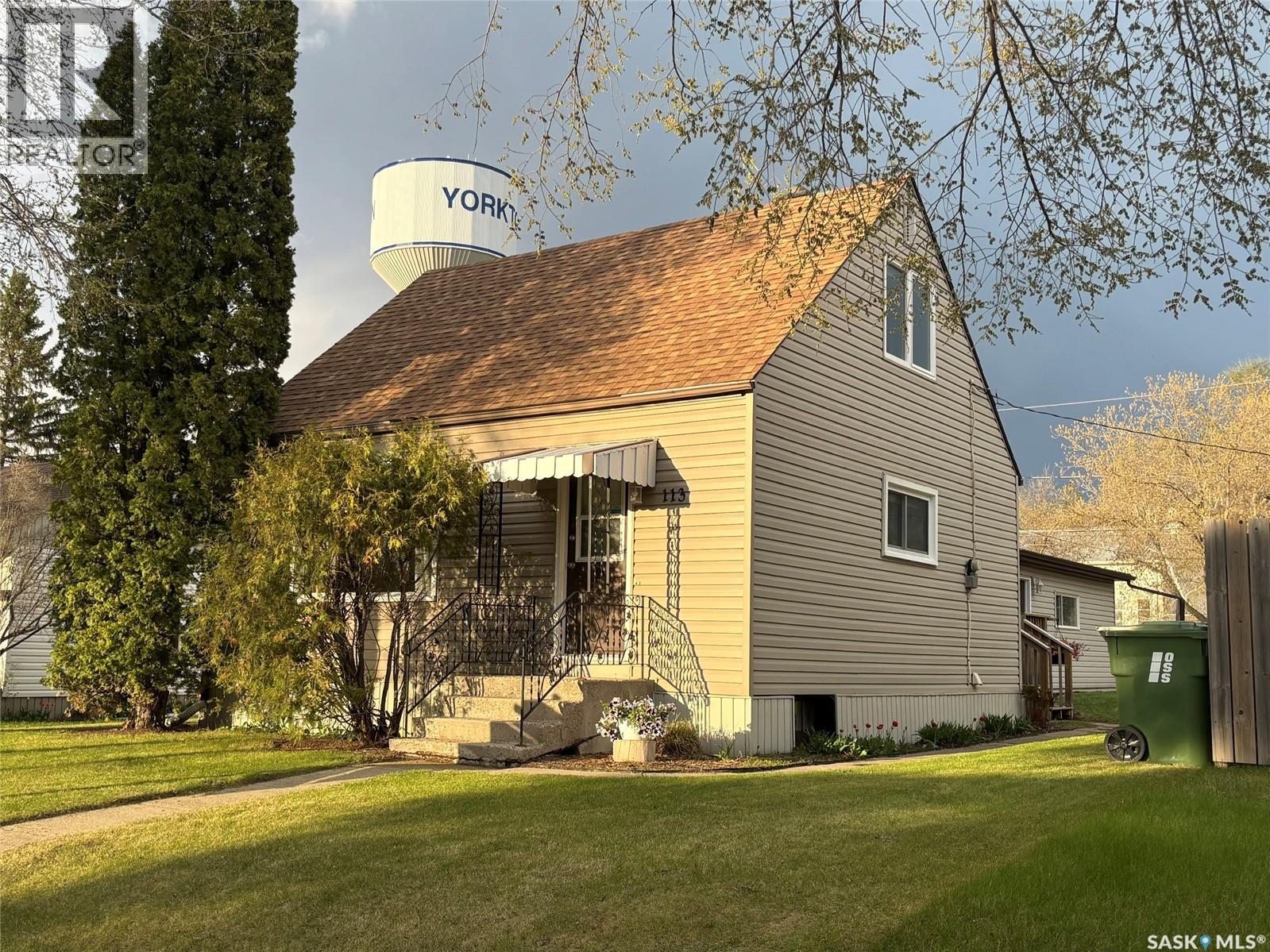 Ave 113 Laurier AVENUE, yorkton, Saskatchewan