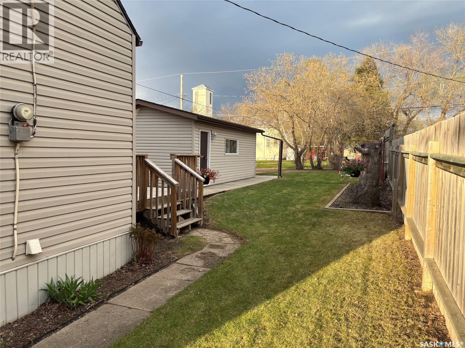 Ave 113 Laurier Avenue, Yorkton, Saskatchewan  S3N 1V1 - Photo 21 - SK046702